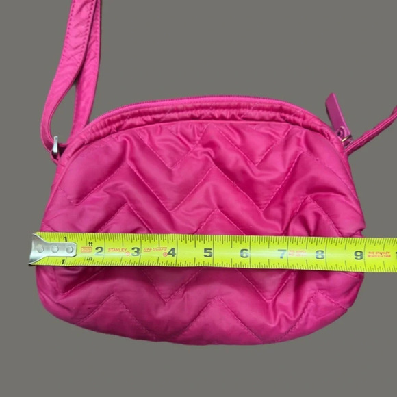 Vera Bradley hot pink quilted puffy crossbody purse - Picture 2 of 6